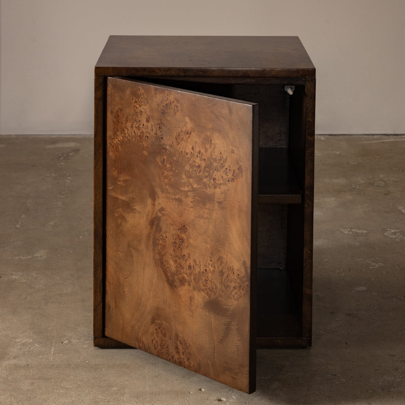 Vernier Leaner Side Table Tabac