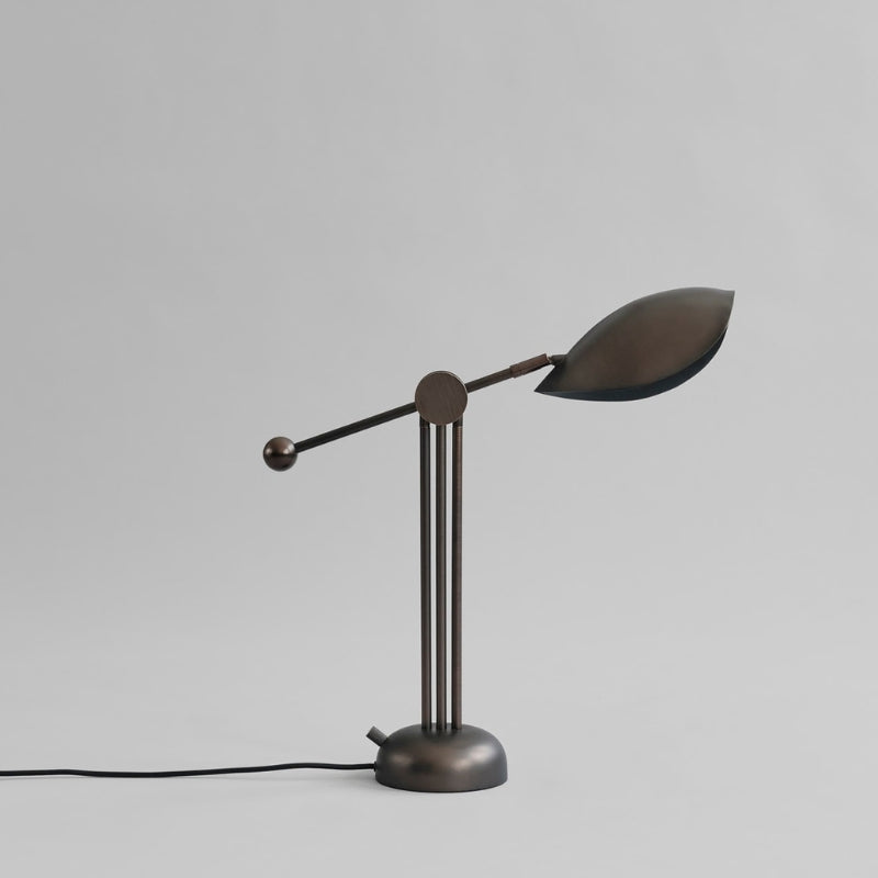 Stingray Table Lamp - Bronze