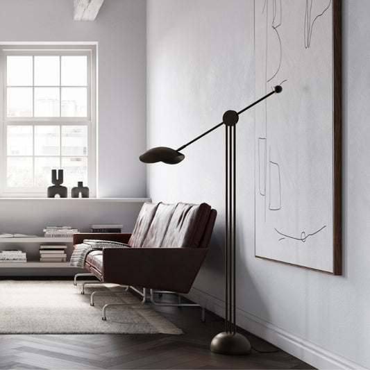 Stingray Floor Lamp - Bronze