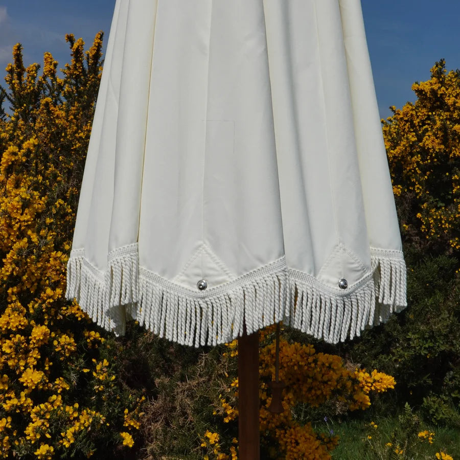 Lampshade Parasol in Double Cream