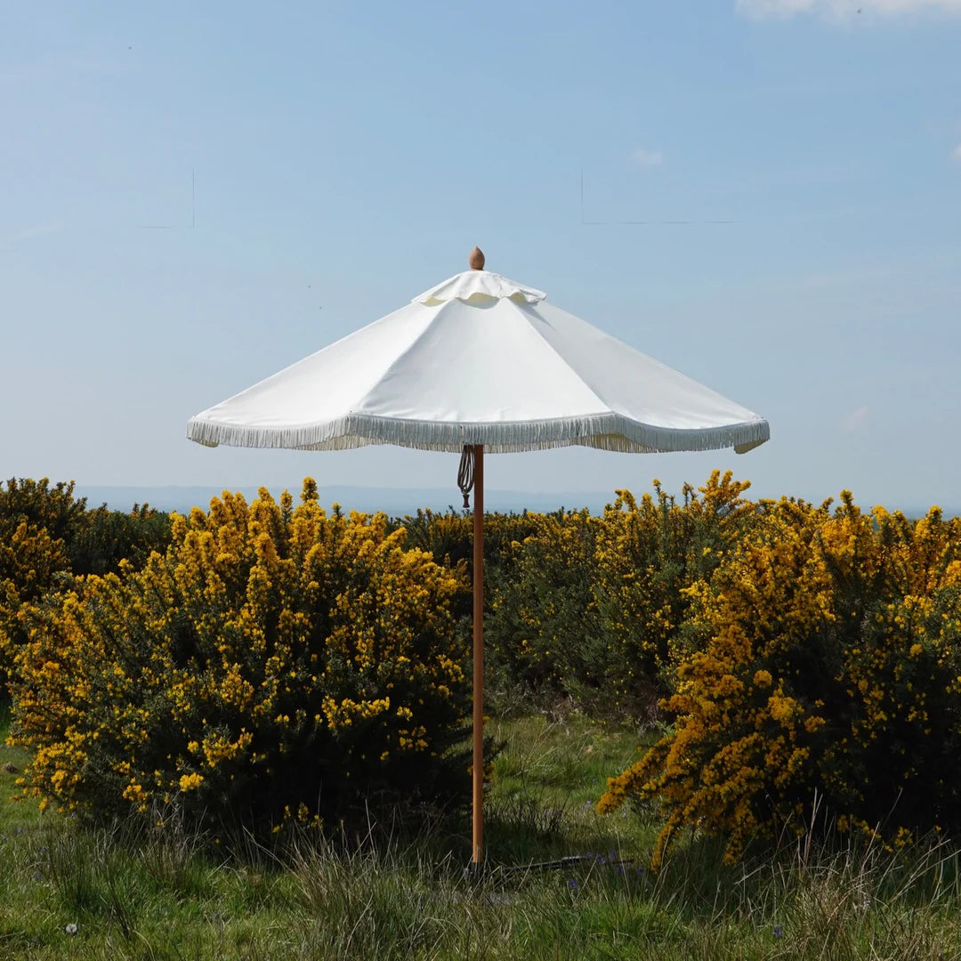 Lampshade Parasol in Double Cream