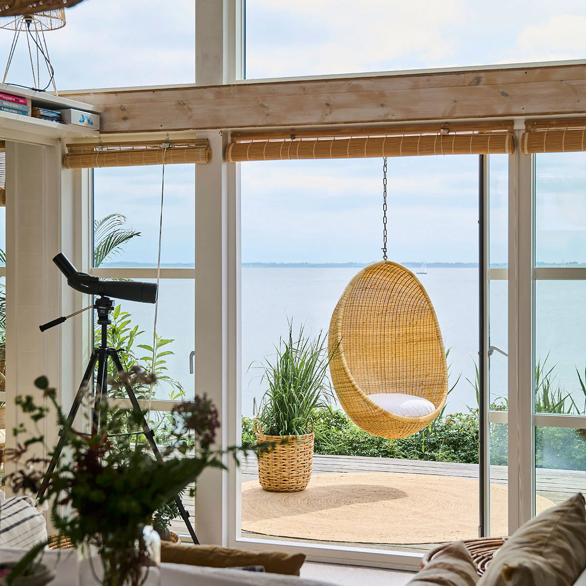 Hanging Egg Exterior Chair