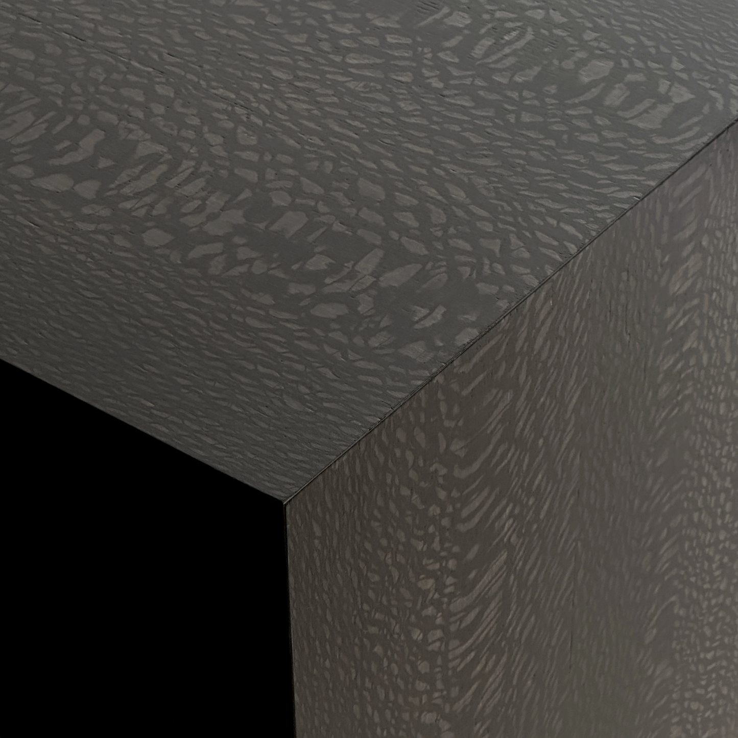 Black Lacewood 90 cm Plinth Column