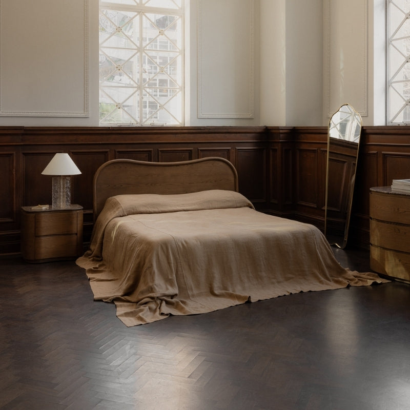 Remy Bedhead / Headboard Saddle
