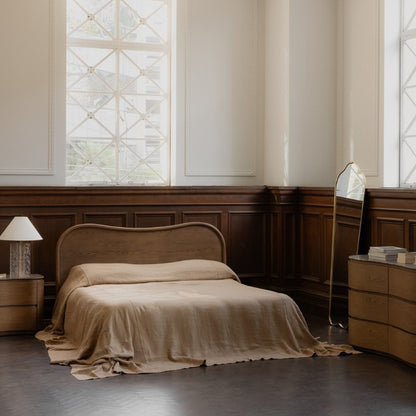 Remy Bedhead / Headboard Saddle